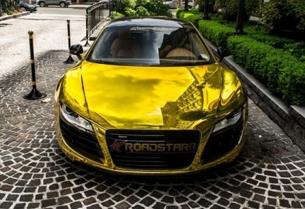 型到没朋友金色电镀金奥迪r8转