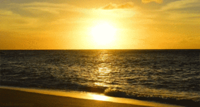 这一辈子,至少要有一次坐在海边,耐心的等待日出日落