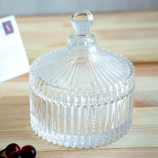 再生活zakka生活杂货玻璃带盖小糖罐尖顶竖纹