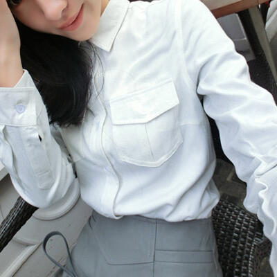 白衬衫女怎么搭
