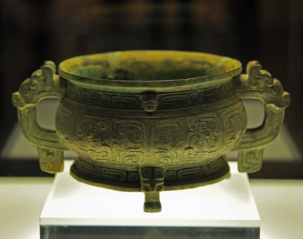 回首龙纹簋 梁代村芮国586号墓