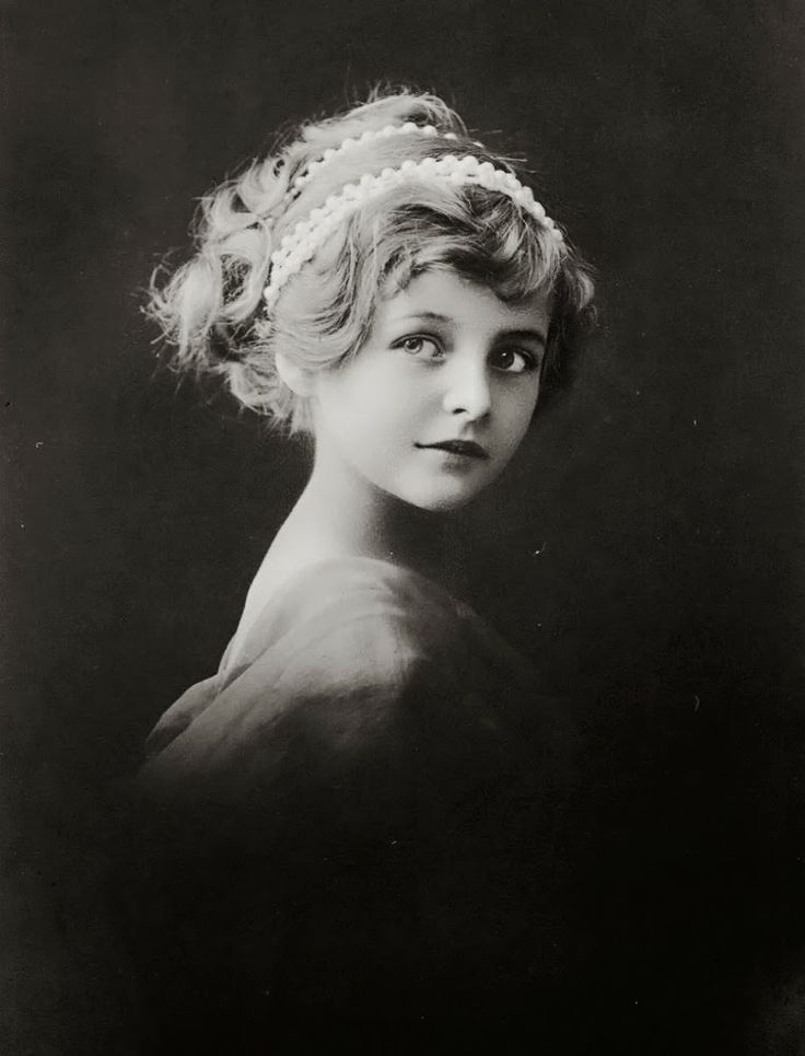 老照片维多利亚时代的小天使