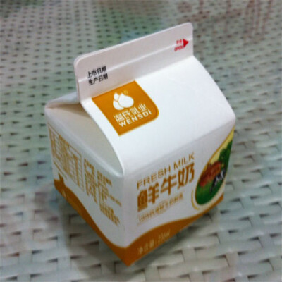 微波炉热纸盒牛奶图片