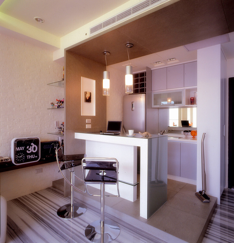 三居梦想现代时尚124平家庭厨房整体橱柜吧台灯具装修效果图