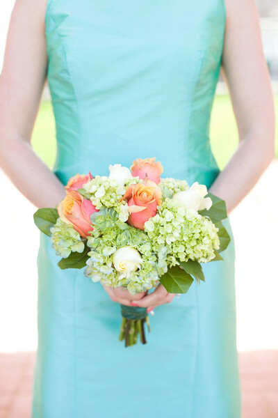 hydrangea arrangements绣球花——美满,团聚 —— 新娘捧花