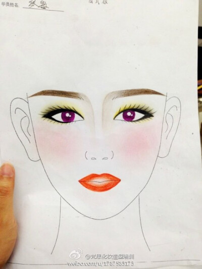 梵思彩妆美甲培训学校# 学员们画的彩脸图哦,大家进步都很大,现在画