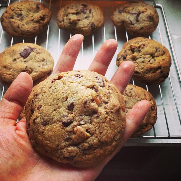 砂糖80,褐色糖100,甜度还算合适.