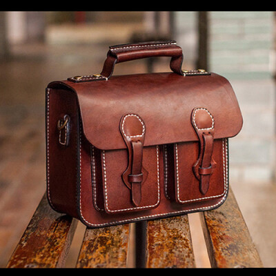 未凡 真皮欧美男女款复古学院风百搭手工植鞣牛皮 英伦单肩邮差包