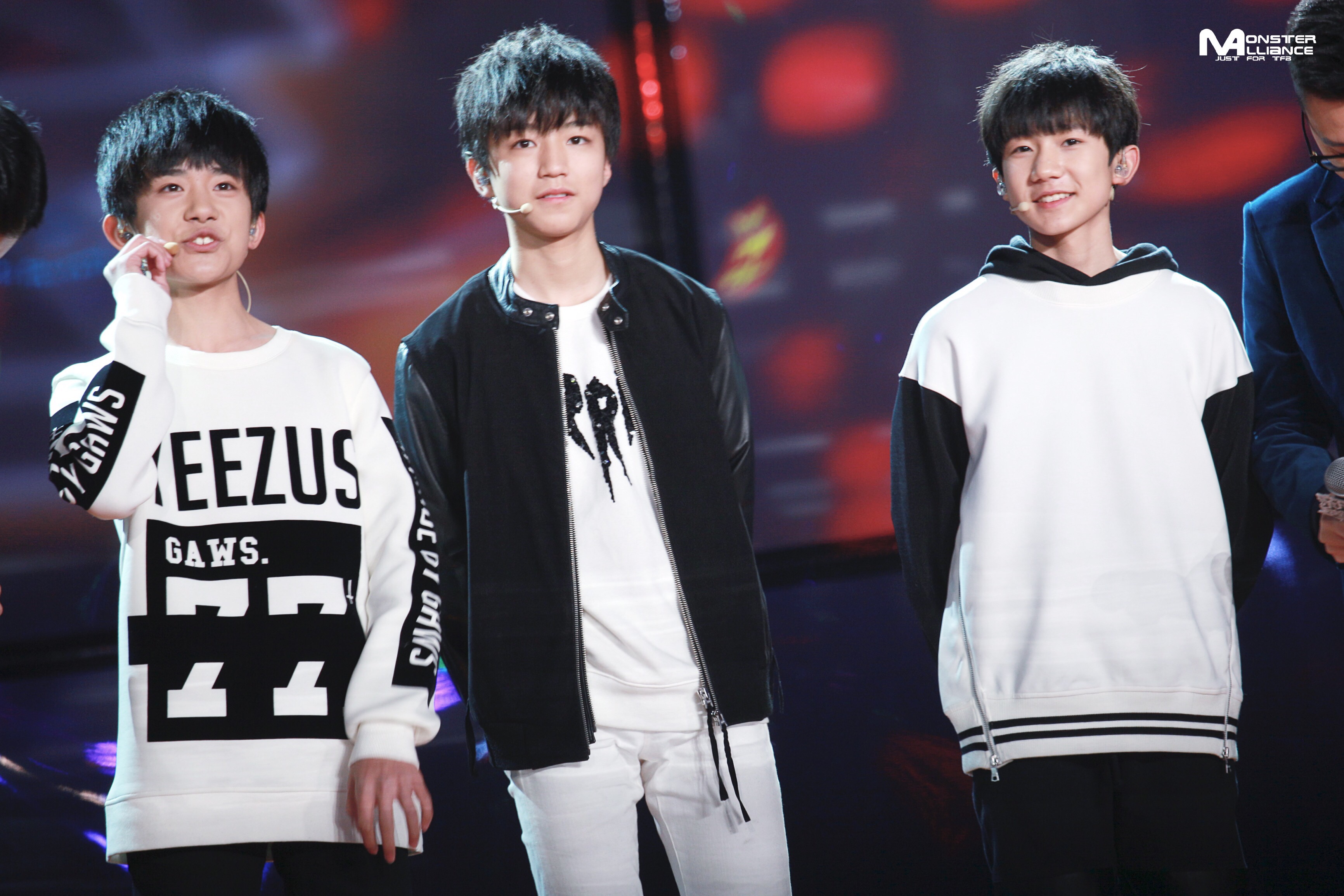 tfboys2015江苏卫视演唱会