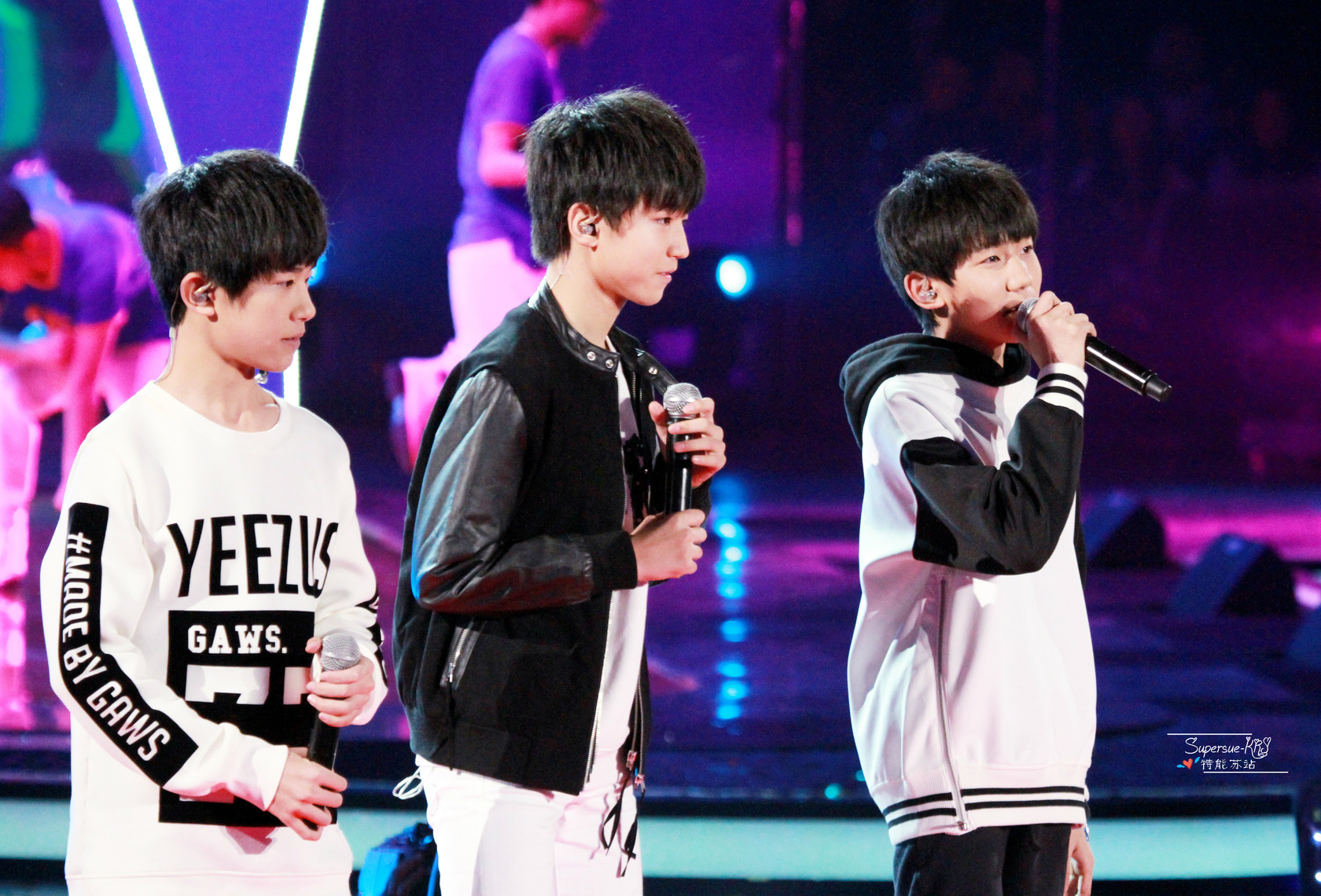 tfboys2015江苏卫视演唱会