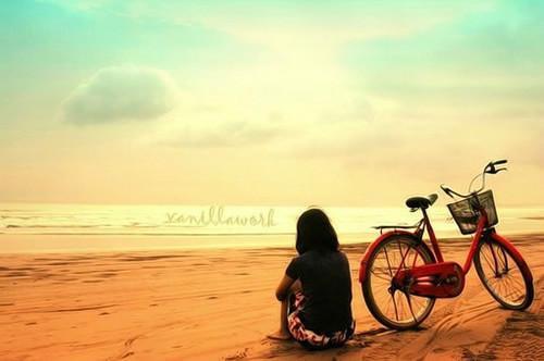 我愿携你双手,不回头,向前走. 你却逐他背影,不弥留,不回头.