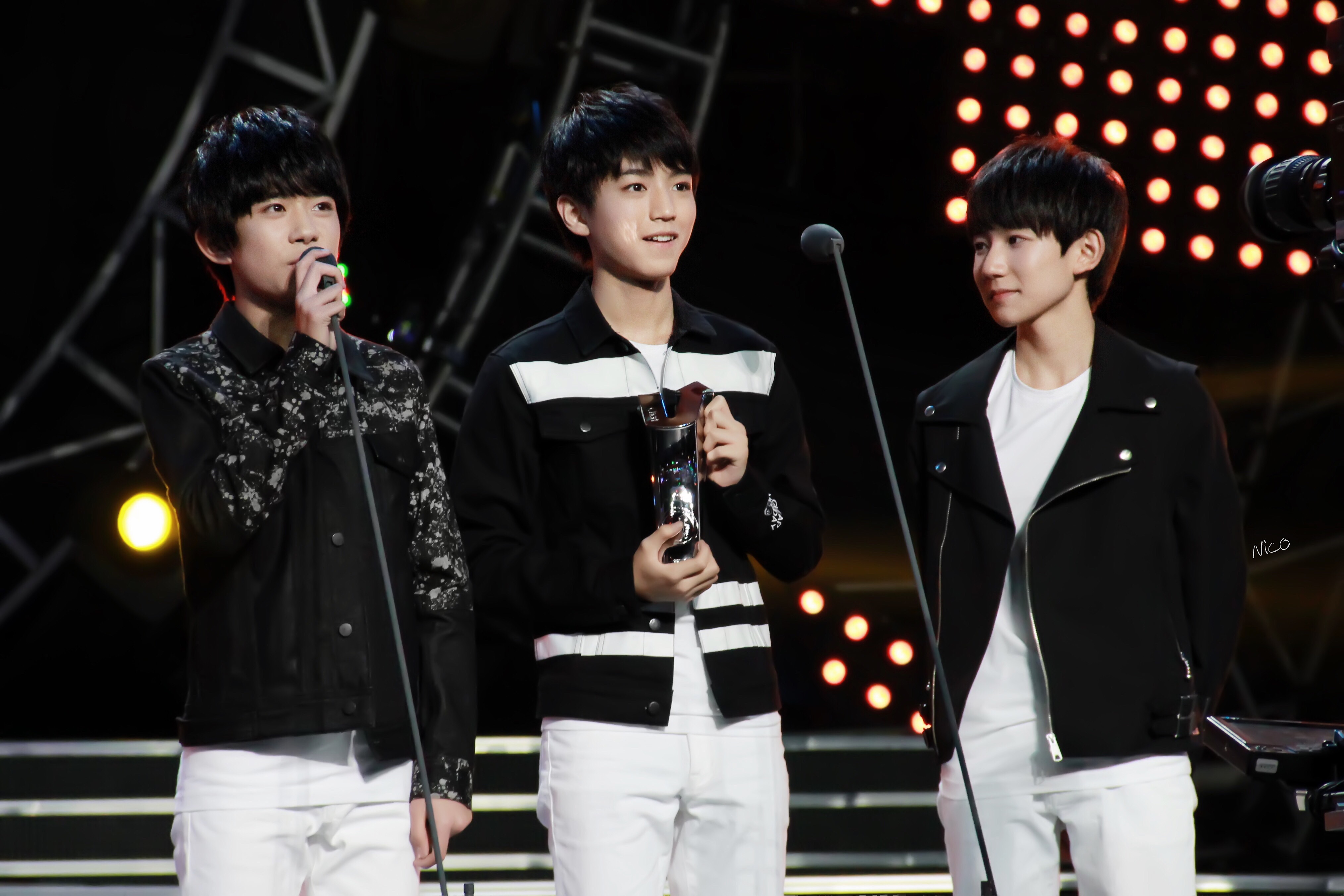 tfboys 2015音乐v榜年度盛典