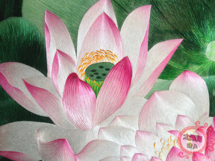 苏绣成品 太阳阁绣庄高档精品纯手工苏绣《荷花》 客厅书房装饰画