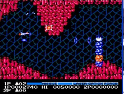 沙罗曼蛇(又称:宇宙巡航机) 1987年konami就能制作出这样的游戏,哎