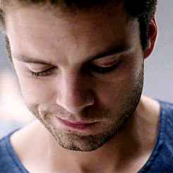 sebastianstan# 可爱包包最可爱,mua mua mua~吧唧