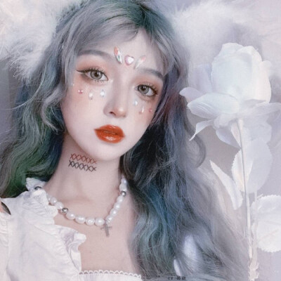 real机智张  张耀月 _ #绝美小张. c r . 简窈