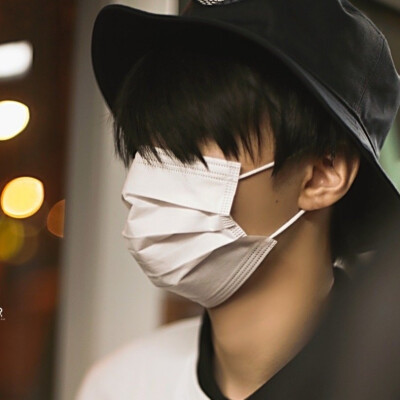 王俊凯头像漫画