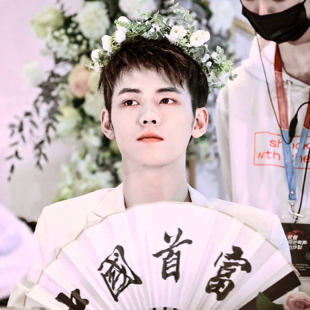 任豪头像〔图源微博/自截/自调