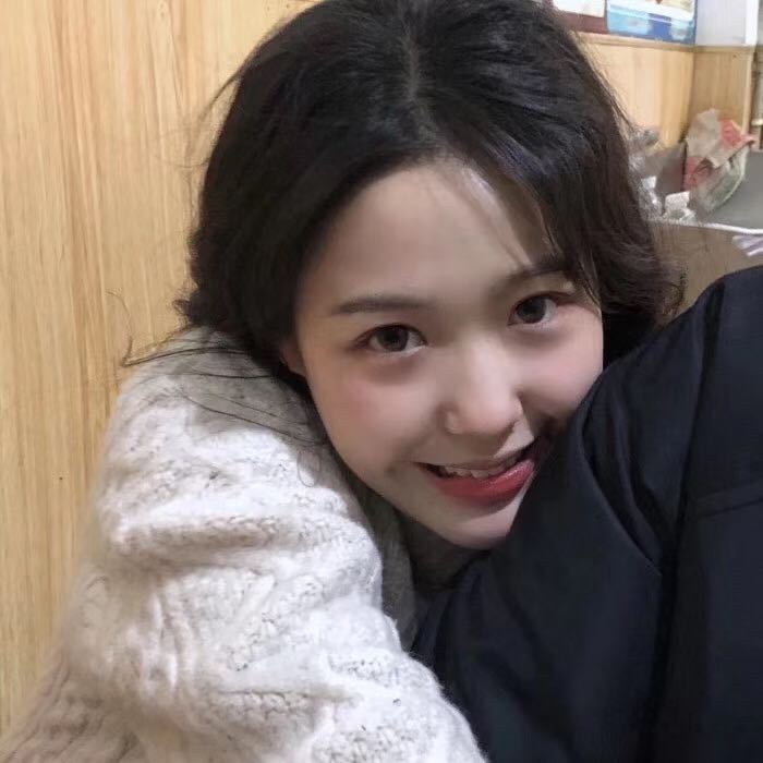 女生头像二传注明:堆糖姜意