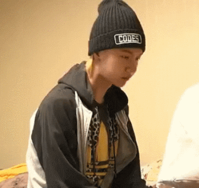 王一博白牡丹时期