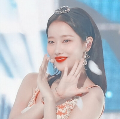 林娜恩头像