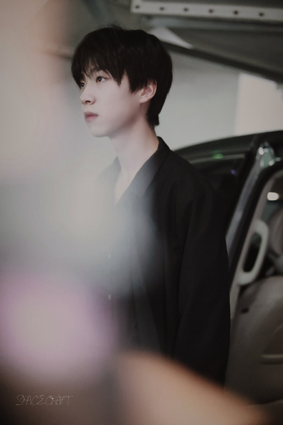 指弹吉他手张嘉元 cr.logo