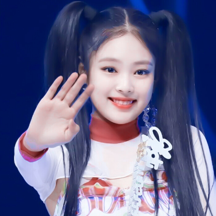 妮好可爱 jennie 金智妮 jennie头像 金智妮头像 二传注明沈思甜 赞