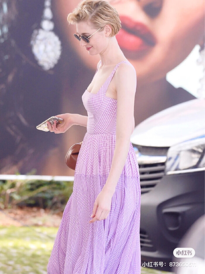 伊丽莎白·德比齐(elizabeth debicki)