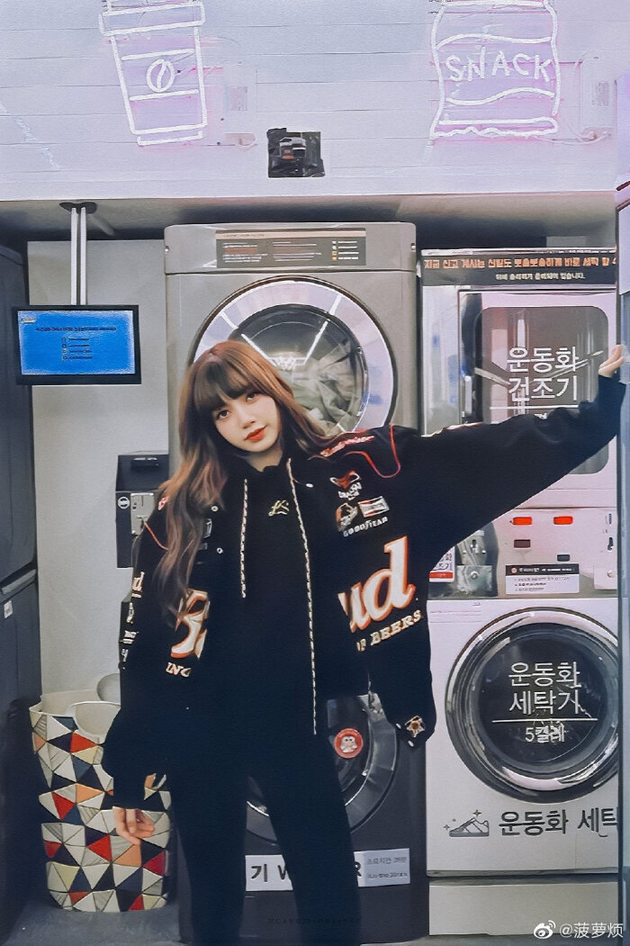 lisa 壁纸