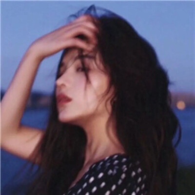 0条图片评论发布到个人喜欢婠婠晚287蓝色系/唯美/女生头像0条图片