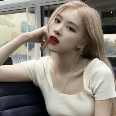 blackpink rosé 朴彩英 头像壁纸美图