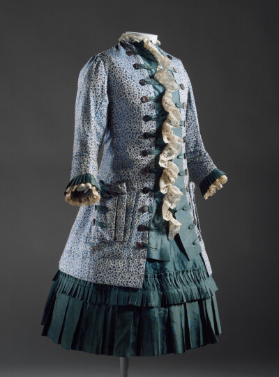 lacma 四件童装,缩短版巴斯尔裙,精美程度不亚于成年人的服装分别制作