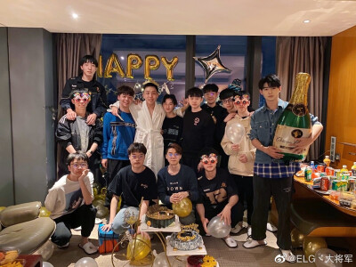 nv-xqf 伞兵 酷酷 居米 令帅就完事儿了