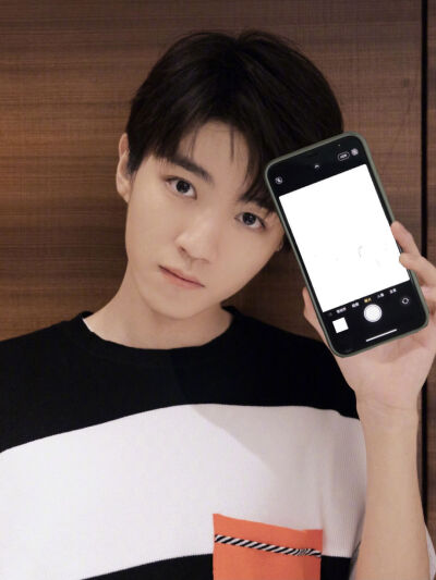 王俊凯 p图素材骗自己专用我自己骗自己哈哈