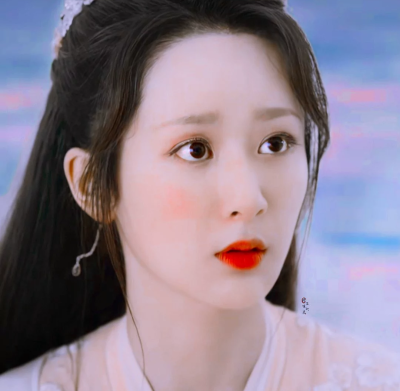 杨紫美图礼服