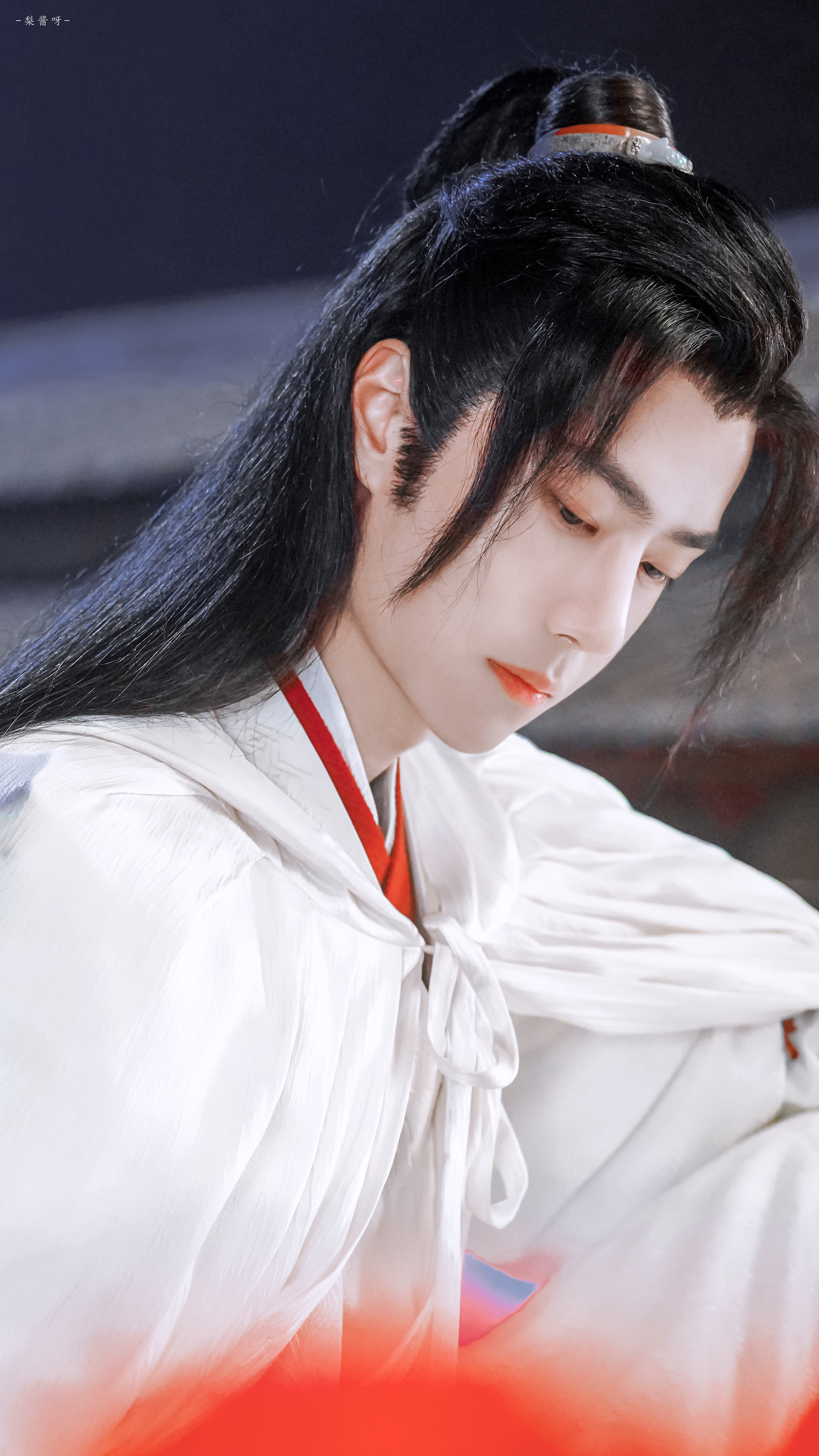 王一博 谢允