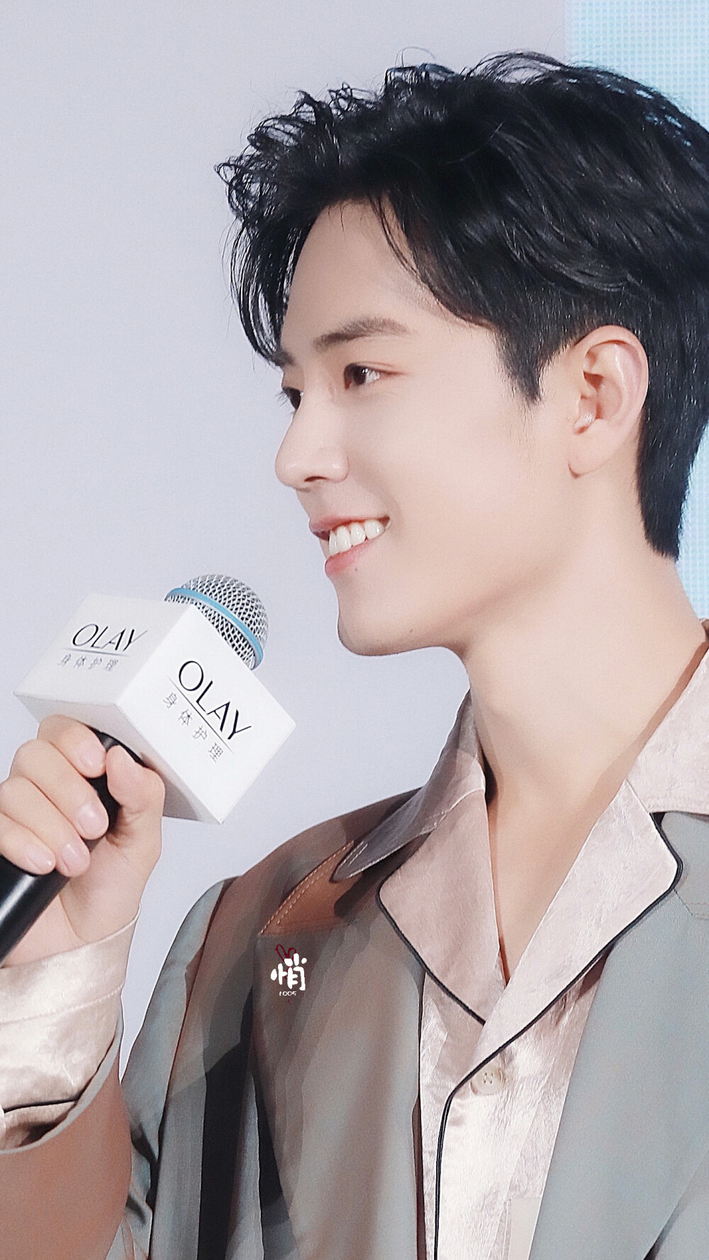 肖战200119olay新年许愿社