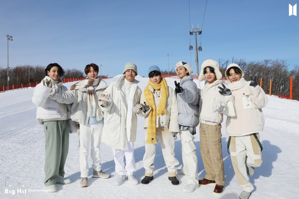防弹少年团 210204 官推 [naver post] 2021 winter package
