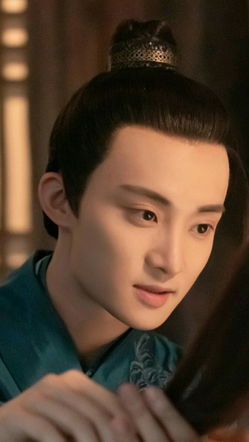 传闻中的陈芊芊苏子婴陈名豪