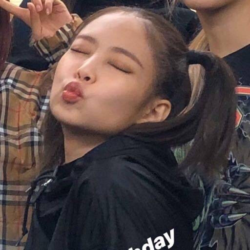 女生头像 blackpink 金智妮 jennie