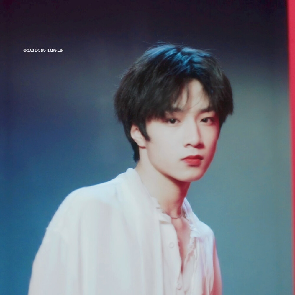 joker. 刘耀文 210225 简介.严冬降霖