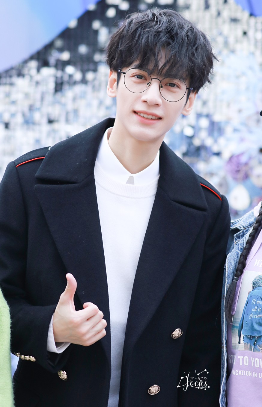 《良言写意》杀青 罗云熙