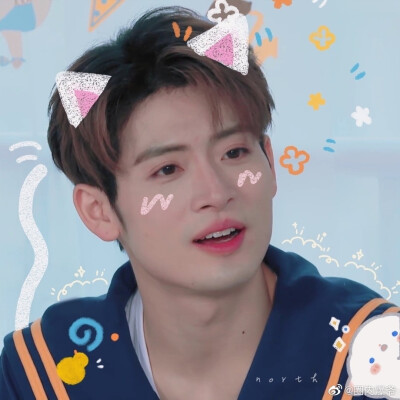 力丸 反差萌 跳舞白切黑霸气侧漏 私下是个说话磕磕绊绊有小奶音的小