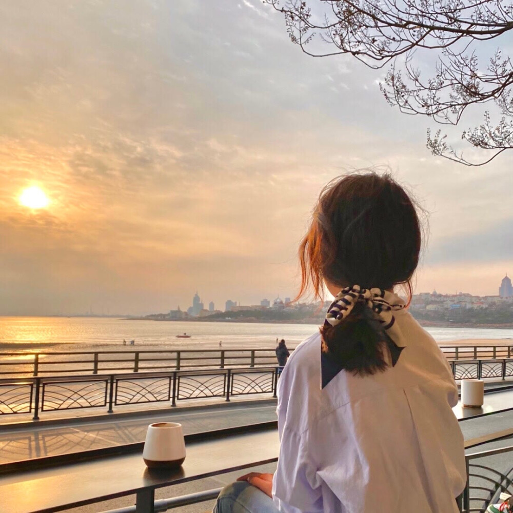 黄昏海边女头二传二改商引请注明