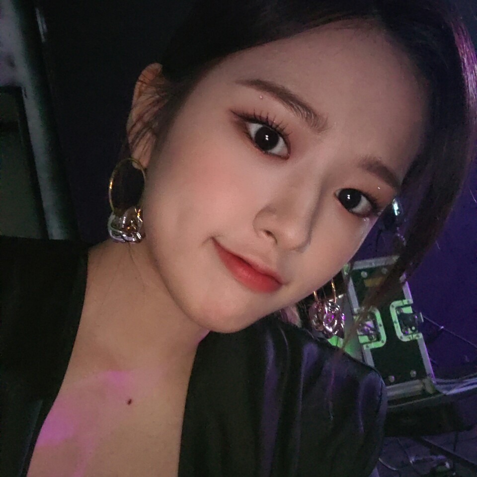 izone/安兪真/安宥真/安狗狗/安幼丁/yujin/安真/puppy/iz*one