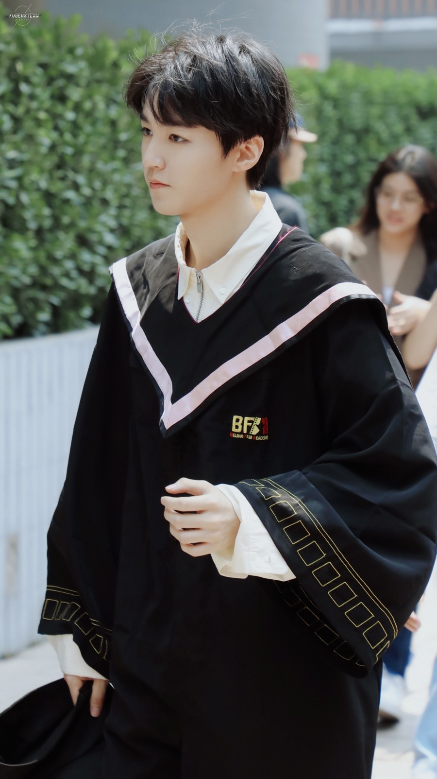 王俊凯毕业快乐!