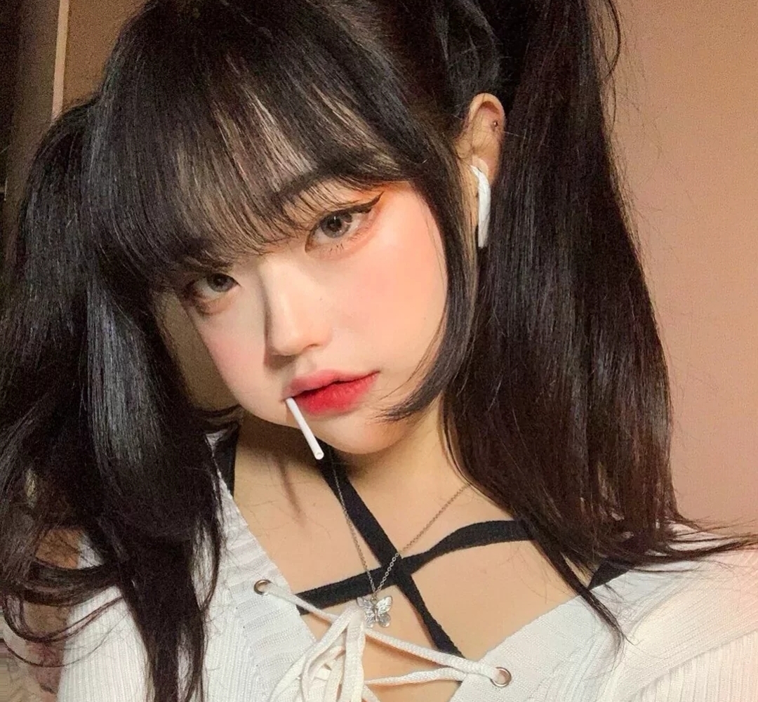 女头/真人.