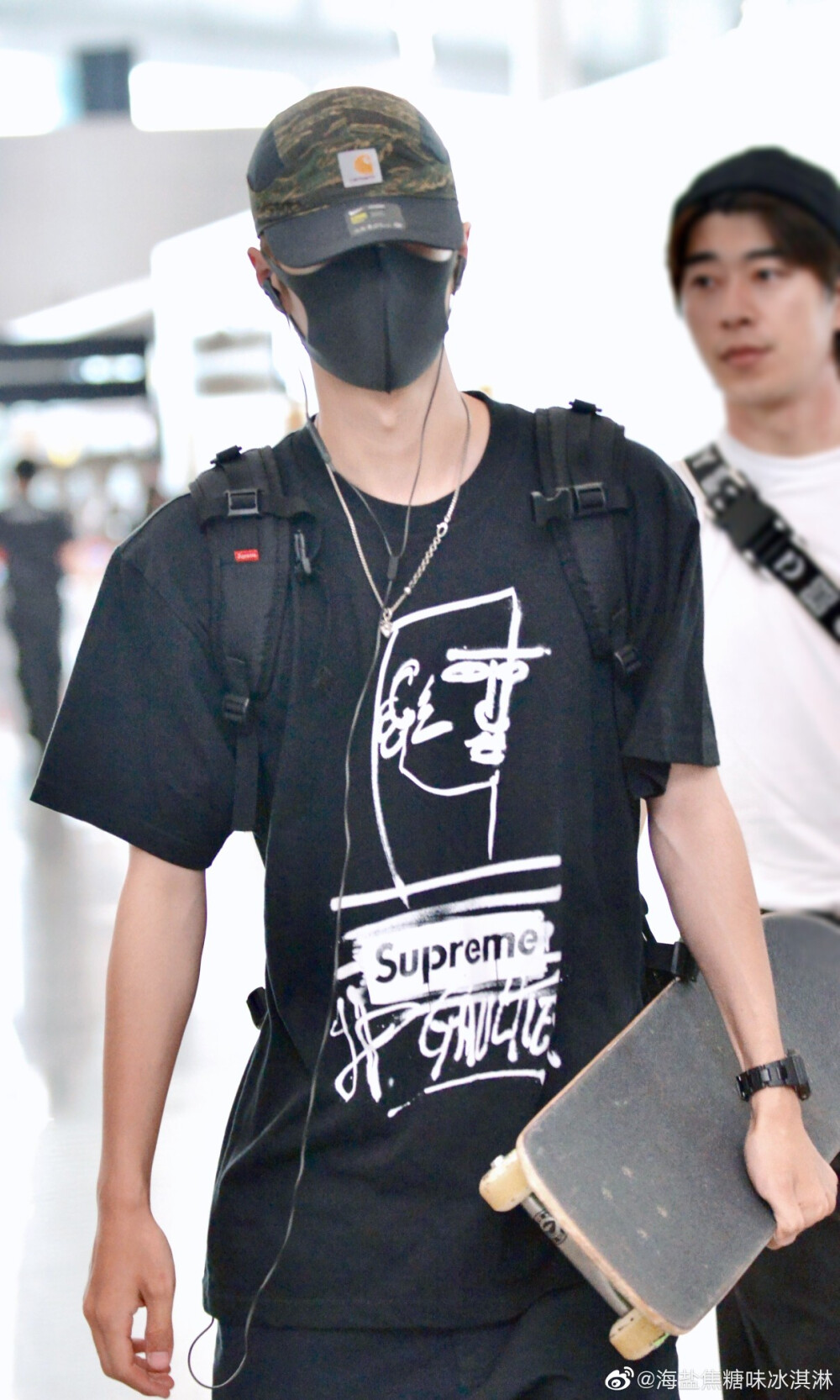 190621 重庆-上海 @uniq-王一博 板仔boy cr:logo