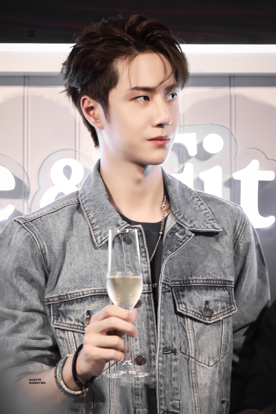 190718 abercrombie & fitch 活动 @uniq