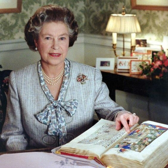 queen elizabeth ii,elizabethanne queen elizabeth ii